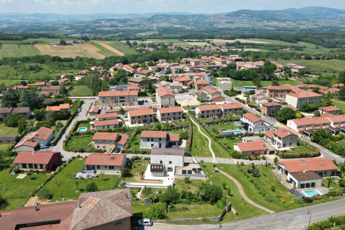 Opération aménagement foncier à Marcy (Rhône) par SEFI, aménageur lotisseur - 1